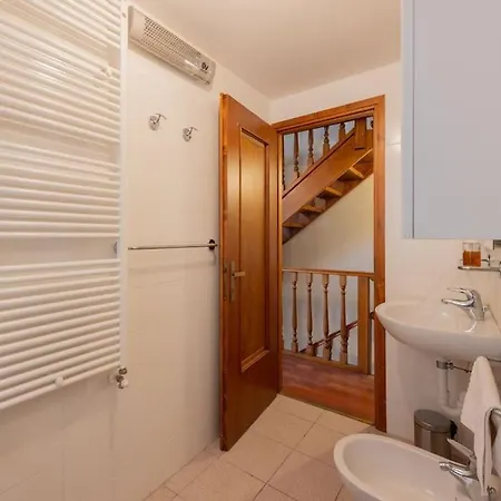 Contempora - Ca Dei Brenta Orchard - Valle Intelvi - San Fedele Intelvi