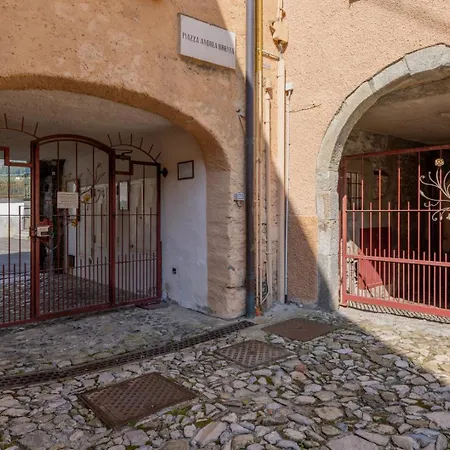 Ca Dei Brenta - Orchard - Valle Intelvi - Como Apartment