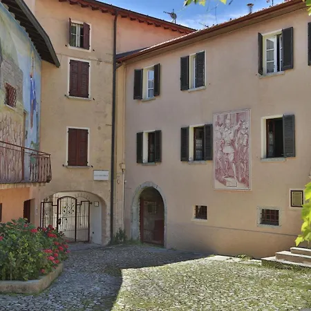 Contempora - Ca Dei Brenta Orchard - Valle Intelvi - San Fedele Intelvi